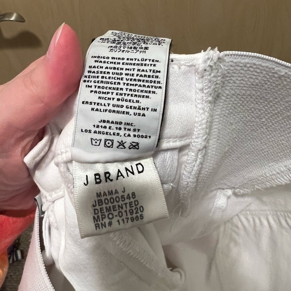 J brand distressed maternity jeans - Picture 4 of 5